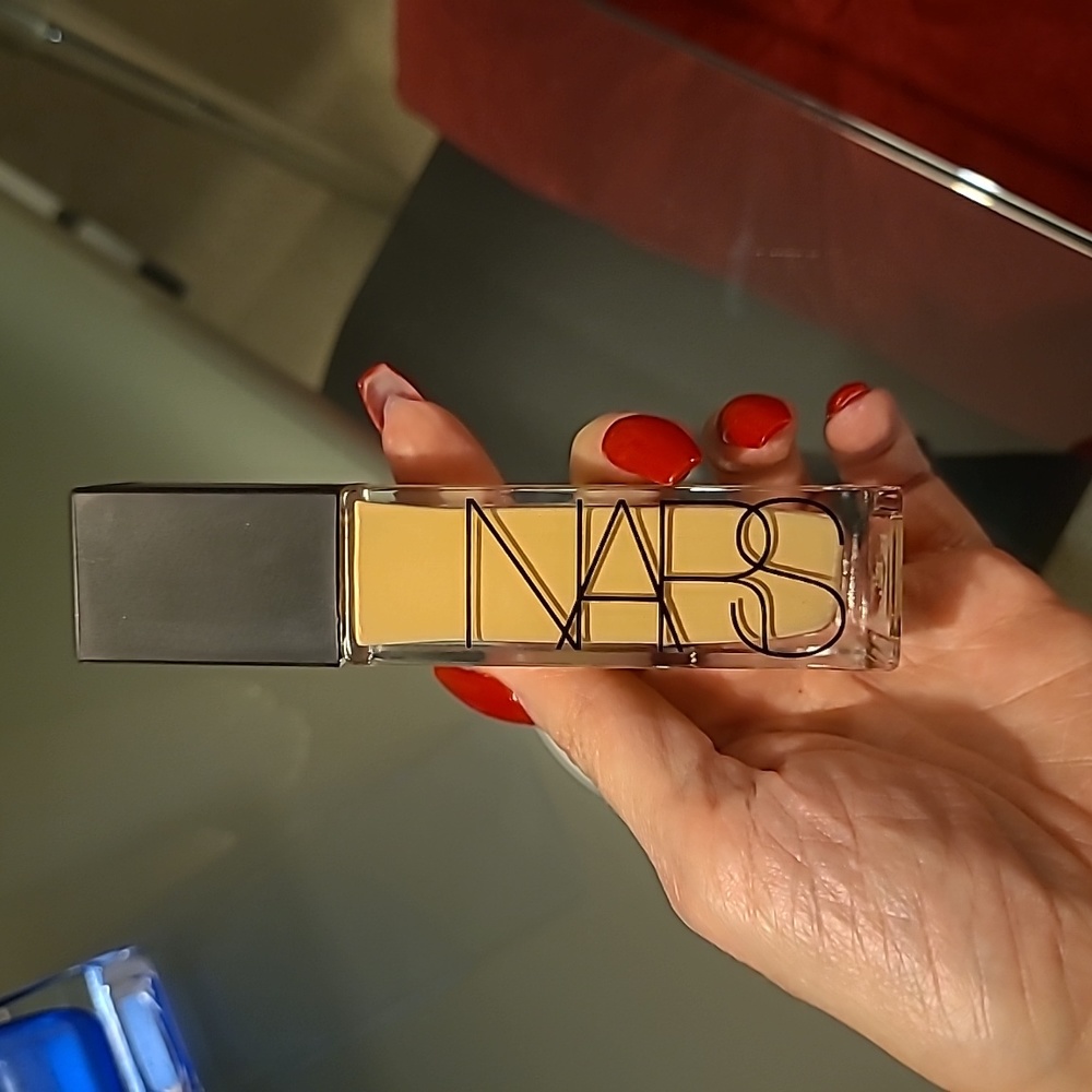 NARS Natural Radiant Longwear Foundation